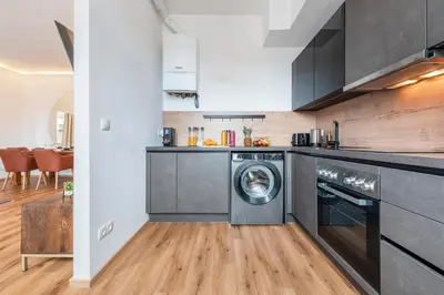 Küche/Küchenzeile in der Unterkunft 1 Bedroom, TV, modern Design