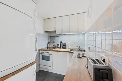Küche/Küchenzeile in der Unterkunft 1 Bedroom, in the city center, Garage, Terrace