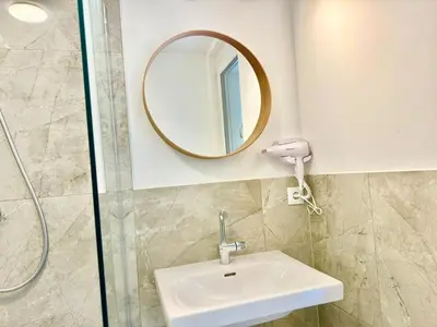 Ein Badezimmer in der Unterkunft Premium Apartment mit Garten nähe SCS