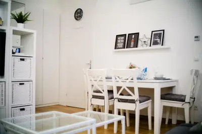 Grundriss der Unterkunft Vienna Cozy Hub - Family - Metro Access - 10min City-Centre