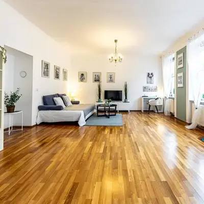 OPAL DREAM - Stylish Living with Good Connections by JR City Apartments