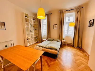 Ein Bett oder Betten in einem Zimmer der Unterkunft Small & fine apartment near AKH