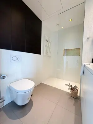 Ein Badezimmer in der Unterkunft The View - 9th floor apartments