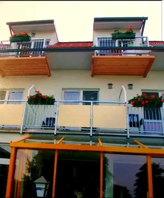 Ein Balkon oder eine Terrasse in der Unterkunft Hotel & Restaurant Seehof