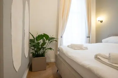 Ein Bett oder Betten in einem Zimmer der Unterkunft Stylish & Modern 90m2 Flat in Prime Location