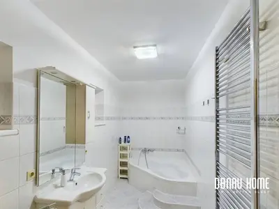 Ein Badezimmer in der Unterkunft Idyllisches Ferienhaus Parndorf
