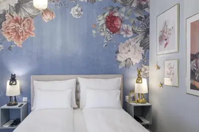 Ein Bett oder Betten in einem Zimmer der Unterkunft Vienna Hideaways - Your Boutique Stay in Historic Old Town