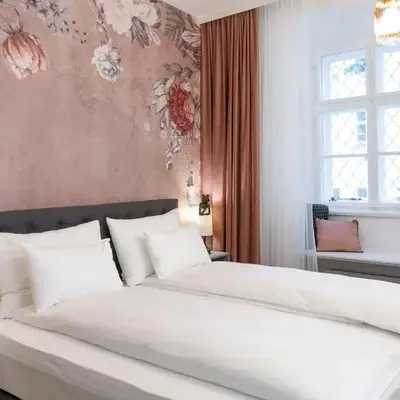 Vienna Hideaways - Your Boutique Stay in Historic Old Town