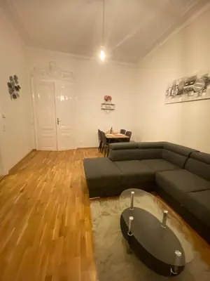 Ein Sitzbereich in der Unterkunft Stilvolles Wohnen Taborstraße