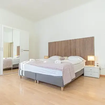 Simple 2-Bedroom Apartment For 5P Nice Location
