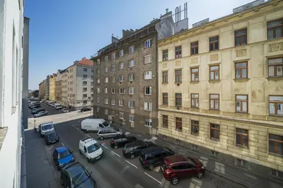 Das Gebäude in dem sich die Ferienwohnung befindet