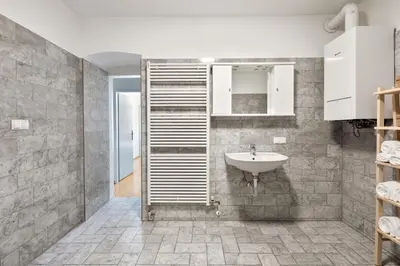 Ein Badezimmer in der Unterkunft 3 bedrooms I 110 square meter I walk to all sights