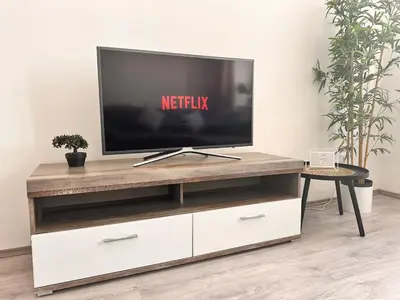 Grundriss der Unterkunft Spacious Netflix Apartment for up to 4 People with Massage Shower