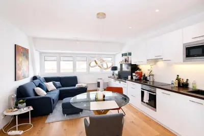 Küche/Küchenzeile in der Unterkunft Modern rooftop APT Vienna