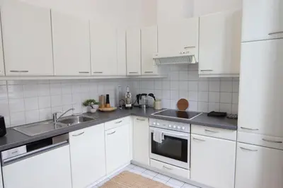 Küche/Küchenzeile in der Unterkunft Wunderschöne Altbau-Stil Wohnung