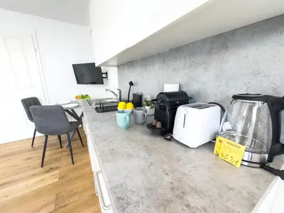Küche/Küchenzeile in der Unterkunft Hillside Living Vienna