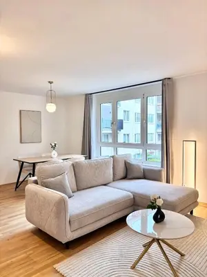 Ein Sitzbereich in der Unterkunft Takara Living 03