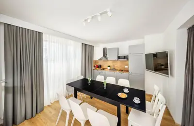 Küche/Küchenzeile in der Unterkunft Jimmys Apartments XXL