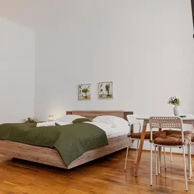 Comfy 2BR Apt