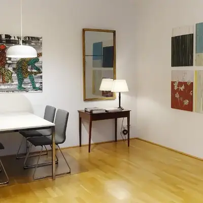 Charmante neu renovierte Wohnung in der Nähe des Stadtzentrums