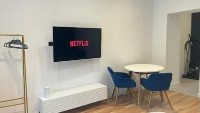 TV/Unterhaltungsangebot in der Unterkunft Apartment Hauptbahnhof Blue - Kingsize Bed
