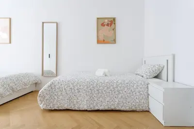 Ein Bett oder Betten in einem Zimmer der Unterkunft Central Stylish Apartment near Opera