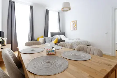 Ein Sitzbereich in der Unterkunft Central Stylish Apartment near Opera