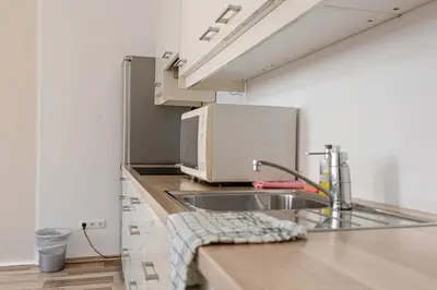Grundriss der Unterkunft Sweet 2BR Apt Ideal for short & Long Stays, Very Central in Vienna