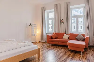 Grundriss der Unterkunft Sweet 2BR Apt Ideal for short & Long Stays, Very Central in Vienna