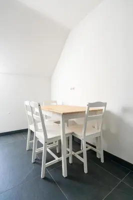 Grundriss der Unterkunft Modern Rooftop Apartment for Long Term Stays