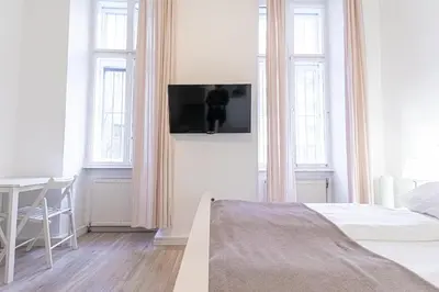 Grundriss der Unterkunft Stylish & Cozy Apt Ideal for Longstays