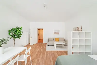 Ein Sitzbereich in der Unterkunft Central Studio Apartment