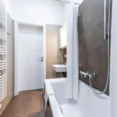 Ley City Apartments 1200