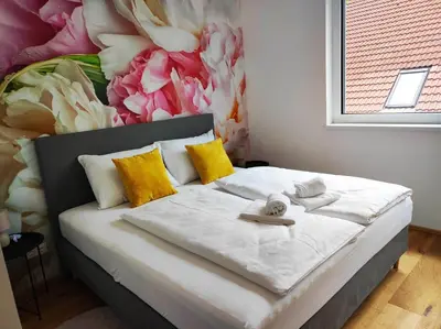 Ein Bett oder Betten in einem Zimmer der Unterkunft Exklusives Apartment Wien neben U2 U-Bahn