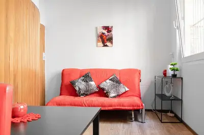 Grundriss der Unterkunft Comfy 2BR WiFi, Netflix, Near City Center