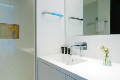 Ein Badezimmer in der Unterkunft Vienna Residence, Philips Haus - Europlaza