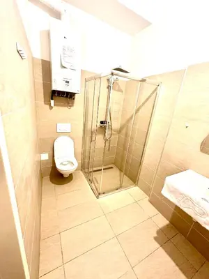 Ein Badezimmer in der Unterkunft Laxenburger City Apartments - Only 8Min TO CITY CENTER VIENNA