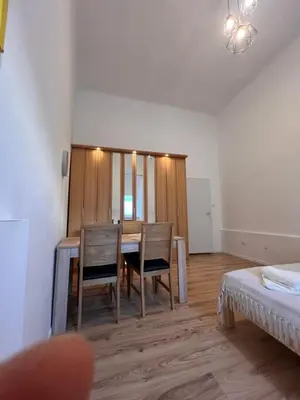 Ein Bett oder Betten in einem Zimmer der Unterkunft Stylish travellers delight near Prater