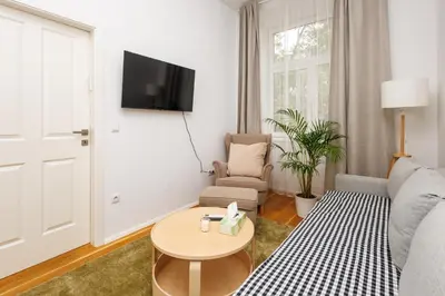 TV/Unterhaltungsangebot in der Unterkunft Top Apart close to city center