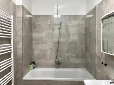 Ein Badezimmer in der Unterkunft Apartment in Staatsoper Nhe prime location