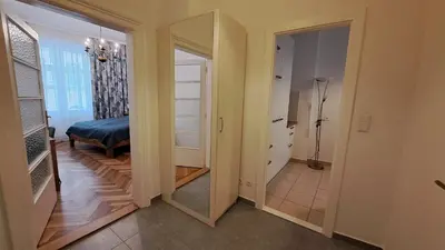 Ein Bett oder Betten in einem Zimmer der Unterkunft Komplett möblierte Unterkunft citynah
