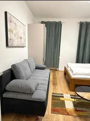 Ein Sitzbereich in der Unterkunft Cozy Studio in Ottakiring Area RD