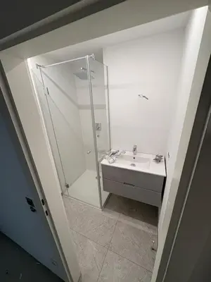 Ein Badezimmer in der Unterkunft Stadtwohnung mit großer Terasse
