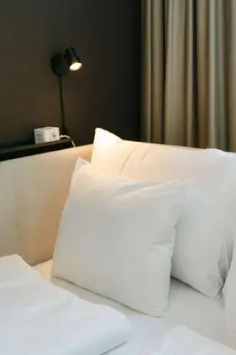 Ein Bett oder Betten in einem Zimmer der Unterkunft Comfy 3BR perfect for 4-6 metro free parking