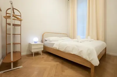 Ein Bett oder Betten in einem Zimmer der Unterkunft Spacious 3BR Escape with Sauna and Billiard