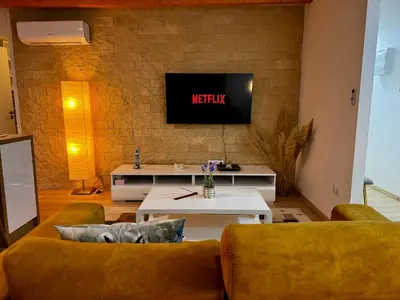TV/Unterhaltungsangebot in der Unterkunft Stork Apartment