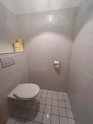 Ein Badezimmer in der Unterkunft Wohnung nahe Brunnenmarkt & zentrumsnah