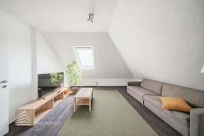 Ein Sitzbereich in der Unterkunft Quiet city oasis for up to 5 guests