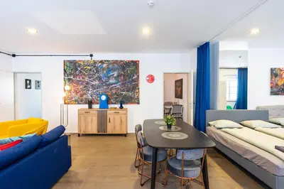 Ein Bett oder Betten in einem Zimmer der Unterkunft VLA - Urban Style