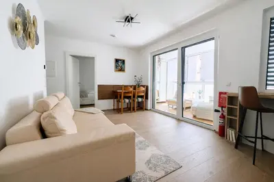 Grundriss der Unterkunft MB Apartment & Free Parking